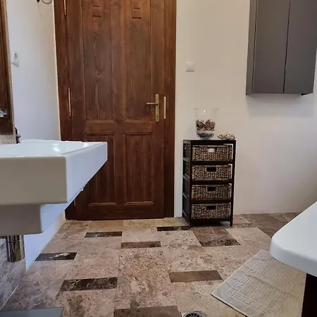 Neuhausz - Ultracentral * Timisoara